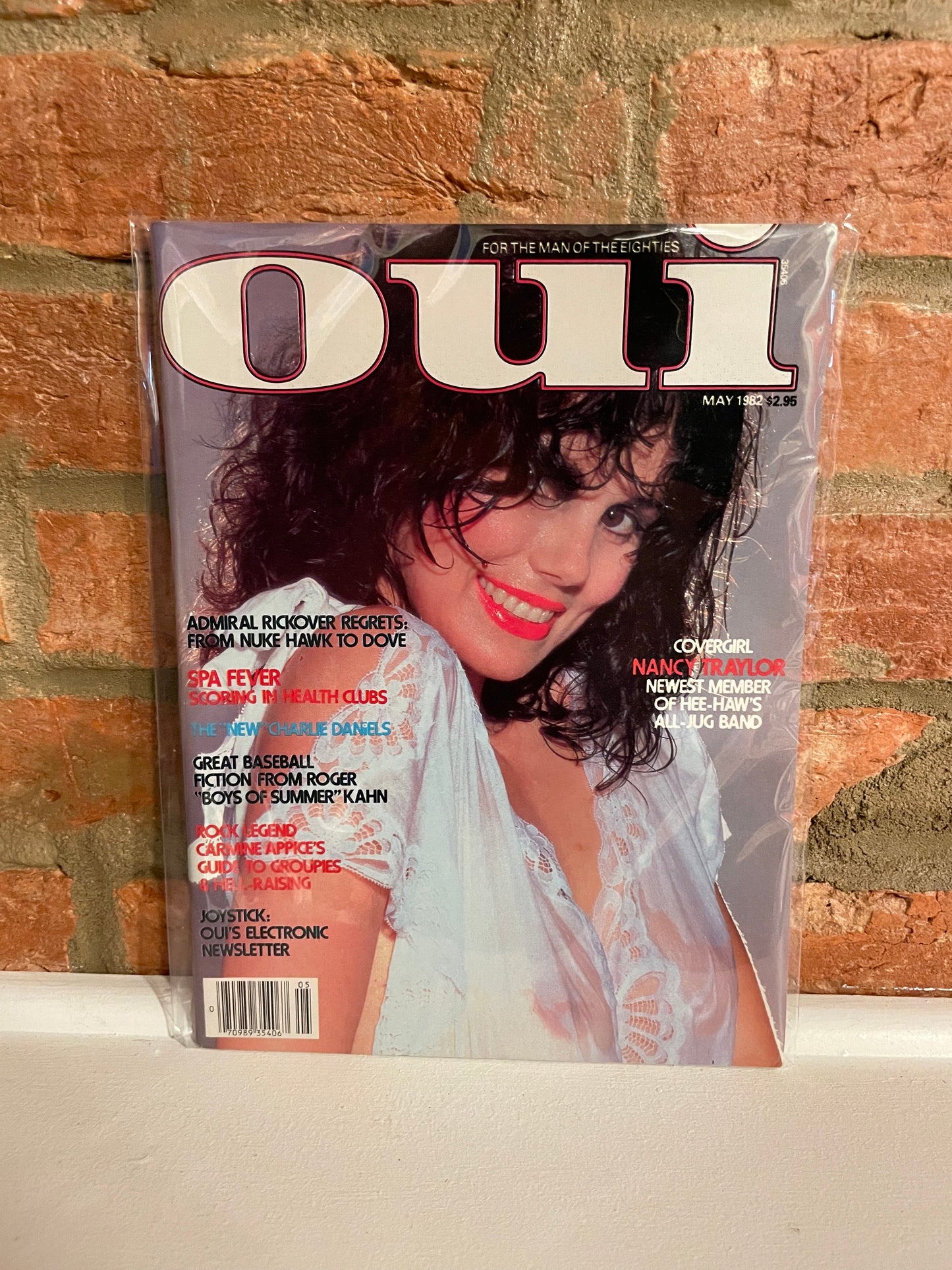 May 1982 - Oui Magazine