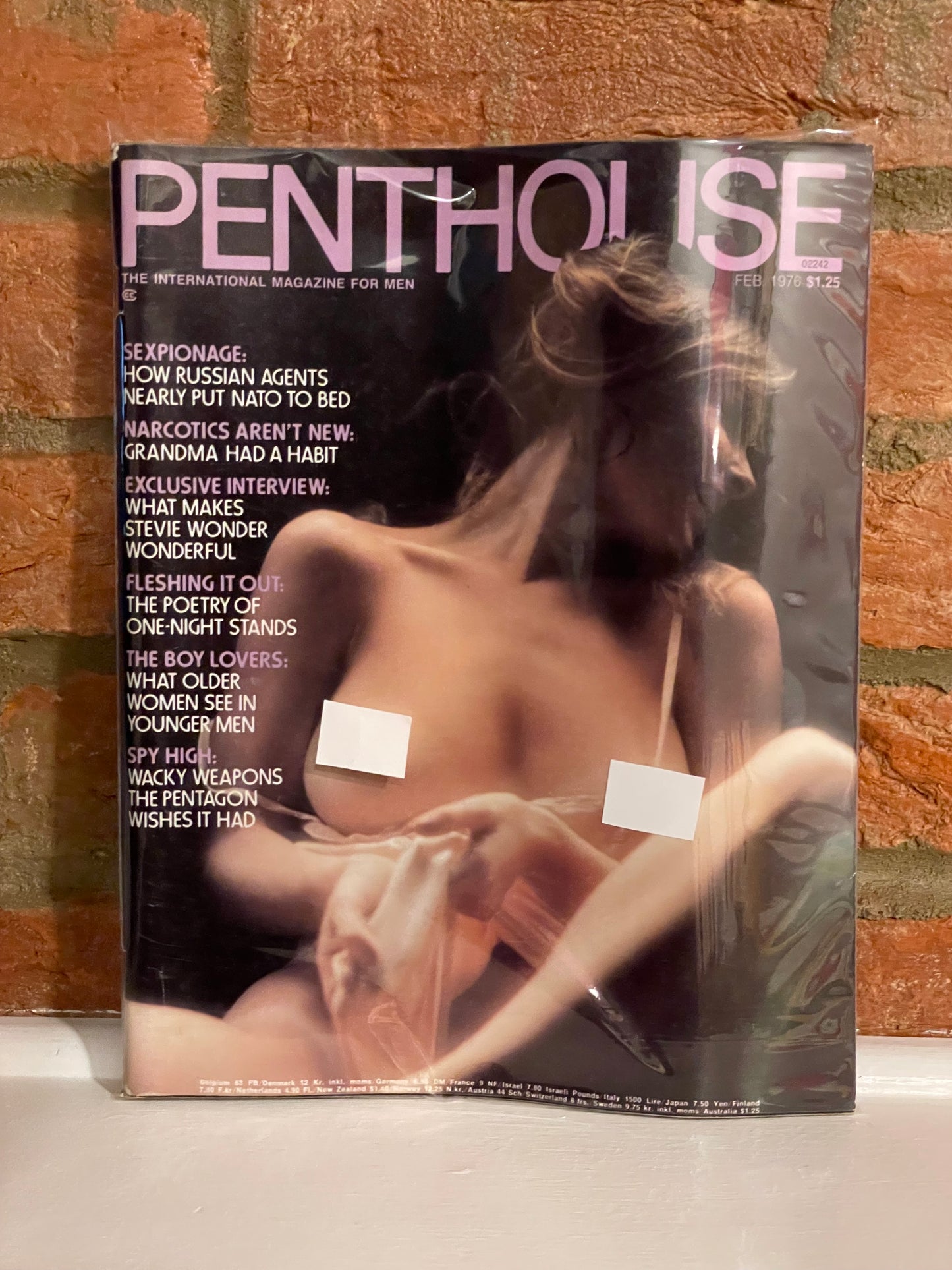 February 1976 - Penthouse Magazine